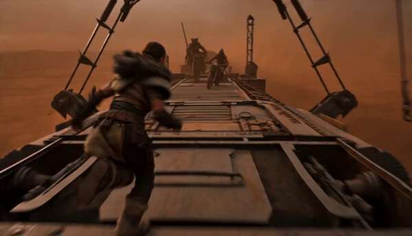 Sandstorm War Train Chase