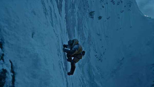 Mountaineer Avalanche Ice Cliff