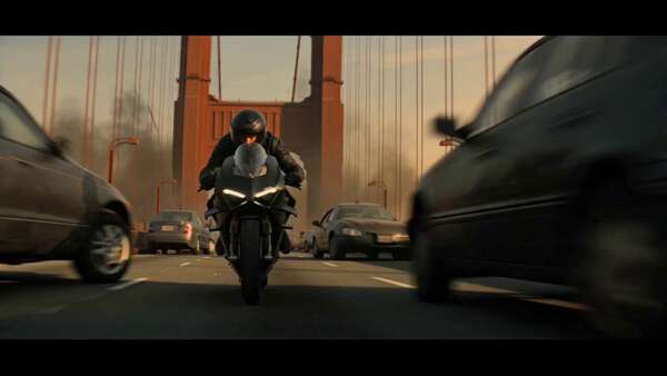Motorcycle Chase on Collapsing Bridge