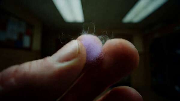Laundromat Crayon VFX
