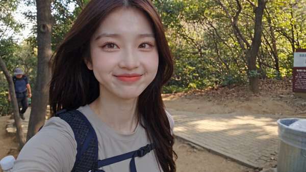 Korean Girl’s First Mountain Hike Vlog