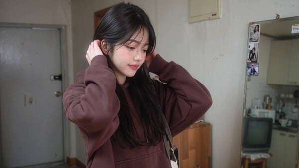 Maroon Hoodie Street Vlog