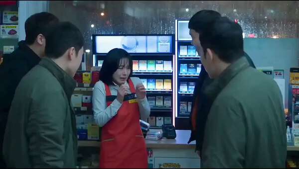 Rainy Night Fight In A Convenience Store
