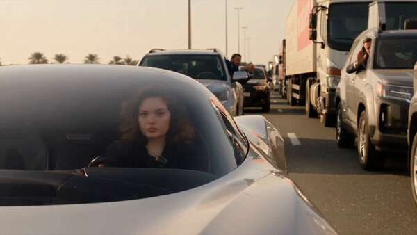 Flying Car Escapes Dubai Traffic